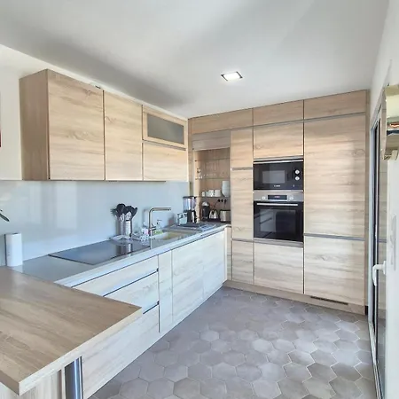 Lana #clim#terrasse - Meuble Classe 3etoiles 克莱蒙费朗