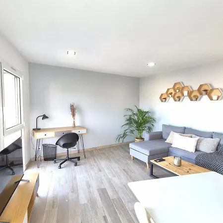 Lana #clim#terrasse - Meuble Classe 3etoiles * 克莱蒙费朗