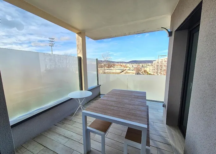 Lana #clim#terrasse - Meublé Classé 3étoiles *